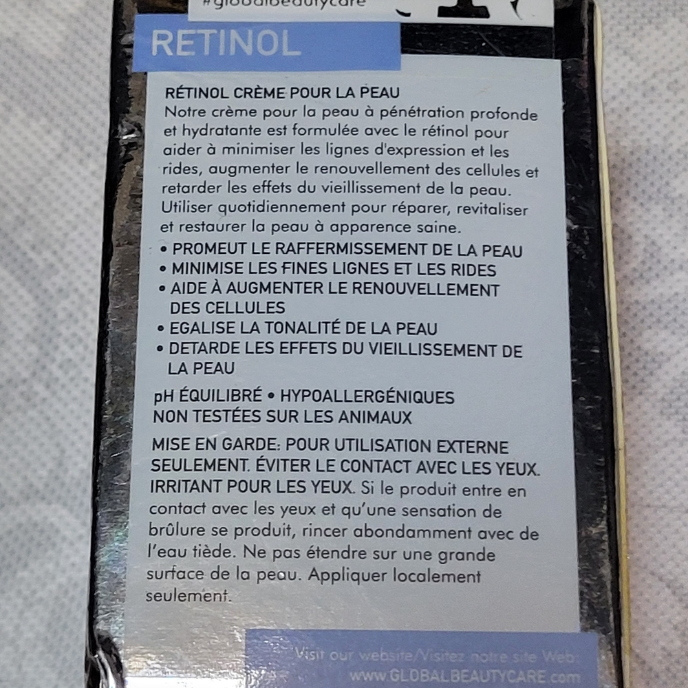 Retinol Anti-Aging Skin Cream - 1.7 oz (50 mL) - Picture 4 of 6